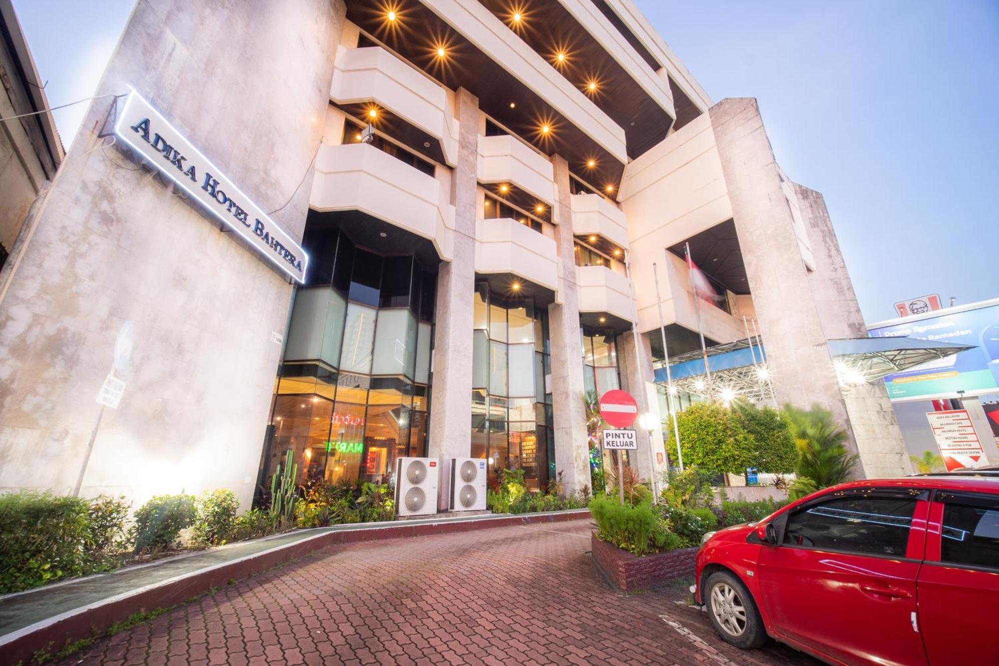 Adika Hotel Bahtera Klandasan Kecil Екстер'єр фото