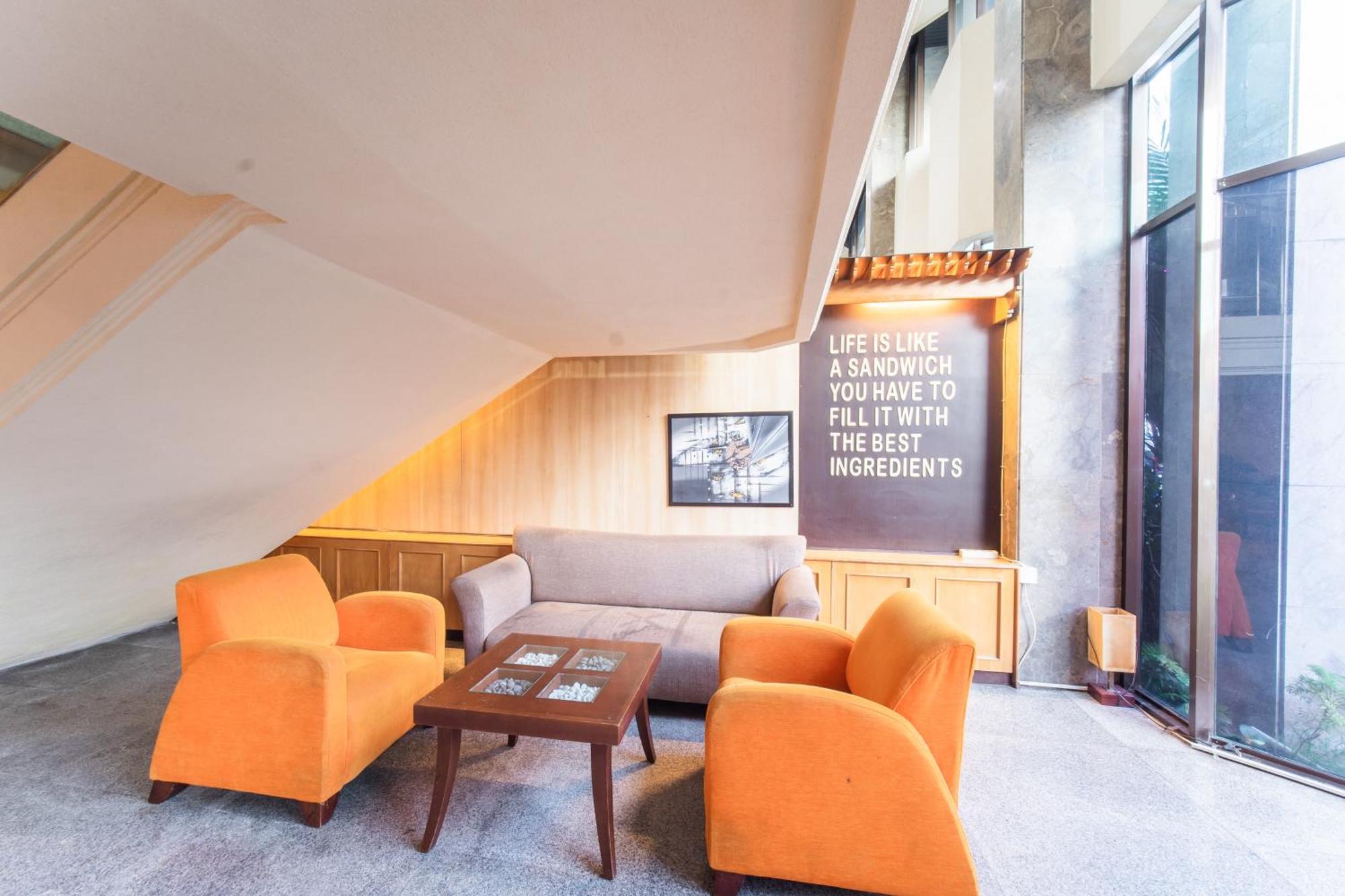 Adika Hotel Bahtera Klandasan Kecil Екстер'єр фото
